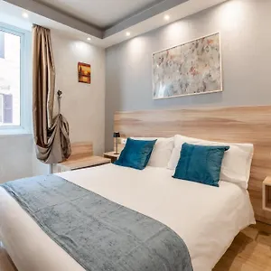 https://hotel-rome-love.it-romehotels.com